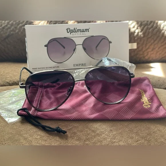 Sunglasses - Aviator Style ‘Empire’, by Optimum Optical - Picture 13 of 13
